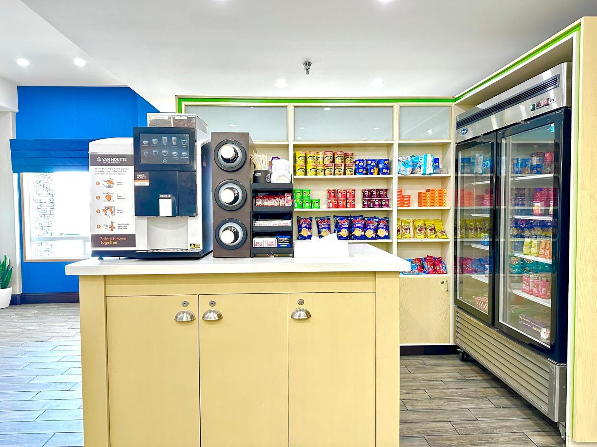 Holiday Inn Hotel & Suites Regina By Ihg Extérieur photo