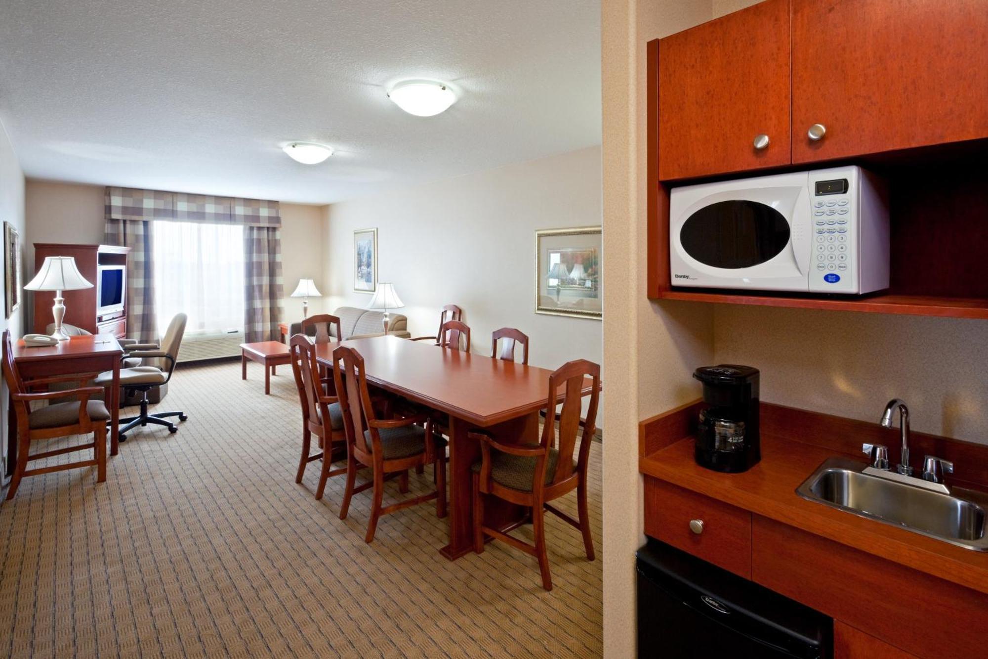 Holiday Inn Hotel & Suites Regina By Ihg Extérieur photo